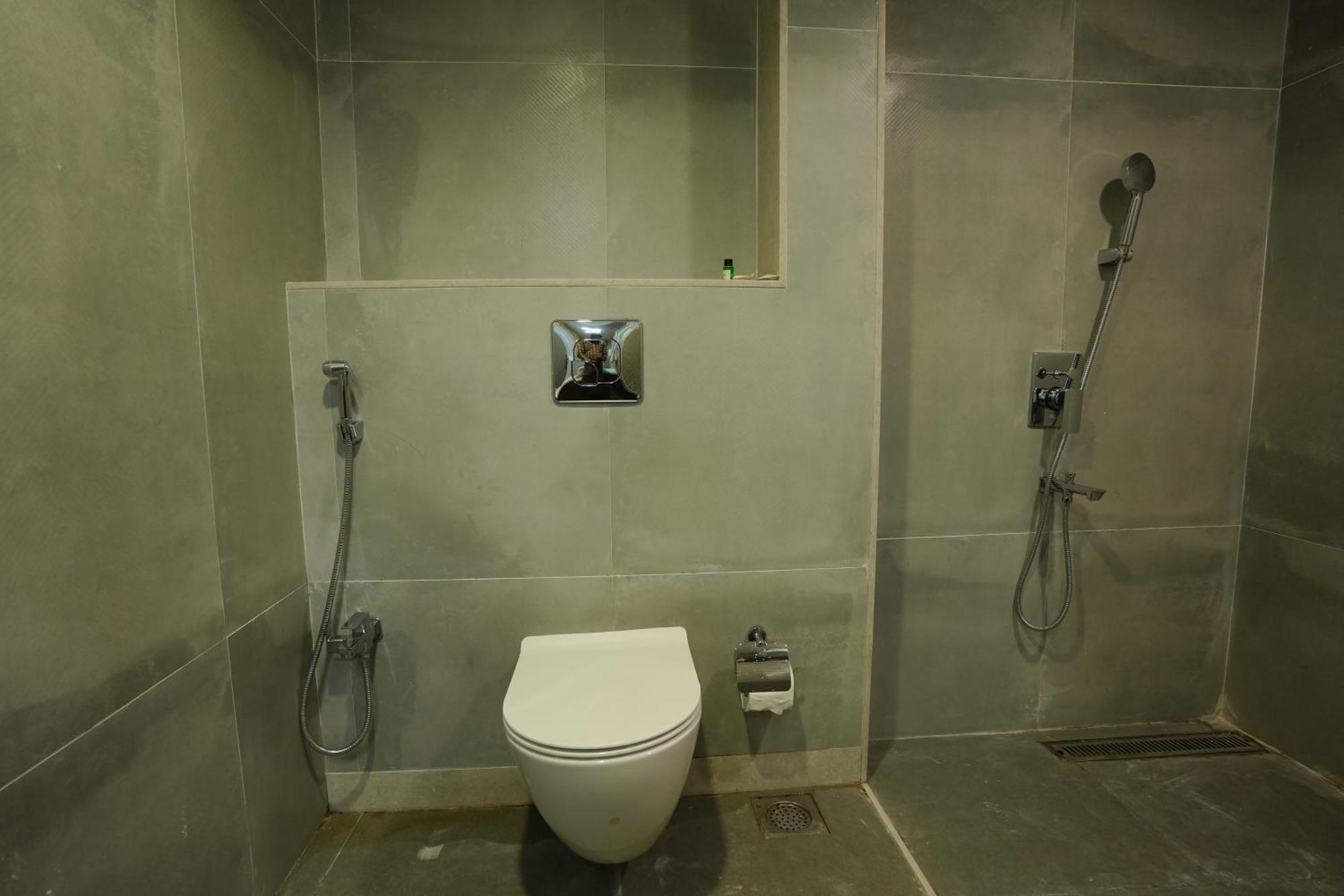 Hotel 6 Seasons, Koregoan Park, פונה מראה חיצוני תמונה